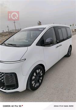 هيونداي ستاريا